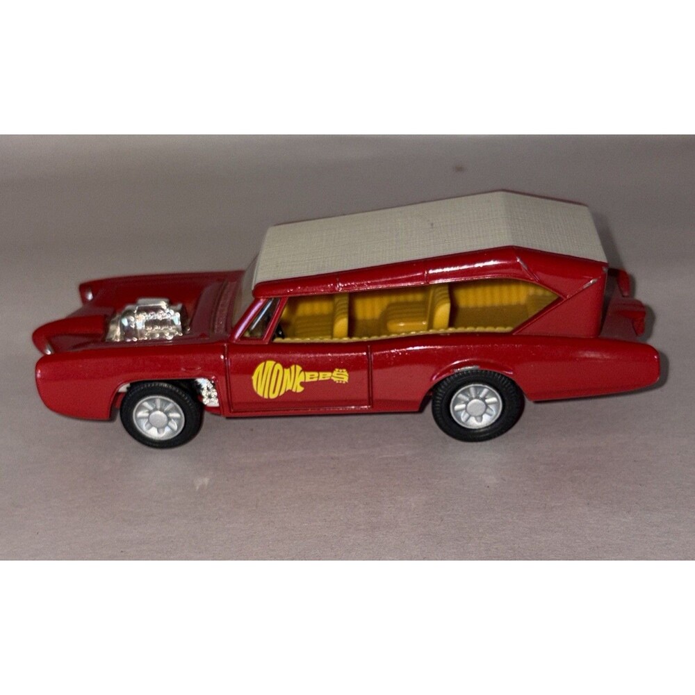 Corgi Classics 2001 The Monkees Monkeemobile CC52405 Diecast Car - Loose Good